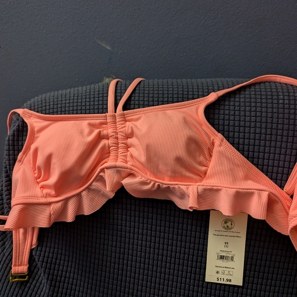 Pink bikini - Picture 3 of 8